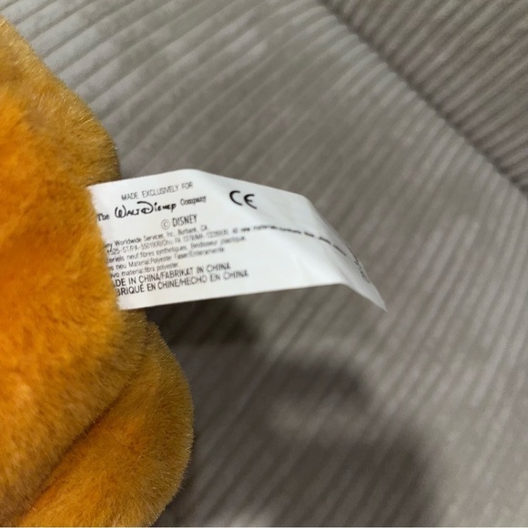 Disney Winnie the Pooh 16" Pooh With Flowers In Hunny Pot Plush - Picture 6 of 6